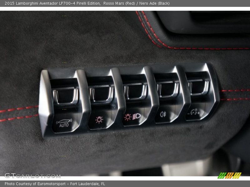 Controls of 2015 Aventador LP700-4 Pirelli Edition