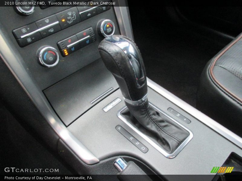 Tuxedo Black Metallic / Dark Charcoal 2010 Lincoln MKZ FWD