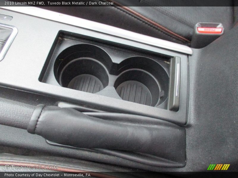 Tuxedo Black Metallic / Dark Charcoal 2010 Lincoln MKZ FWD