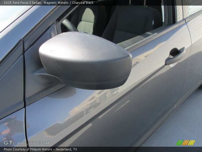 Magnetic Metallic / Charcoal Black 2015 Ford Focus S Sedan