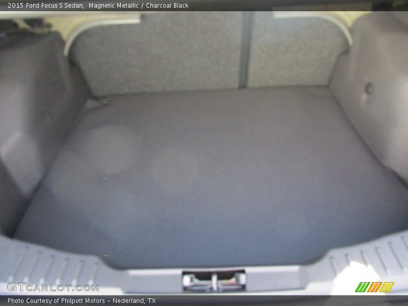 Magnetic Metallic / Charcoal Black 2015 Ford Focus S Sedan