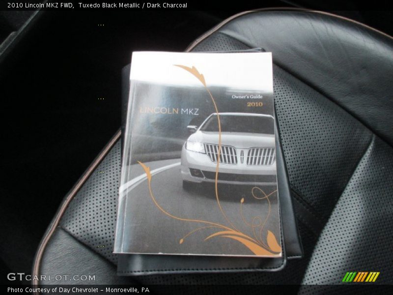Tuxedo Black Metallic / Dark Charcoal 2010 Lincoln MKZ FWD