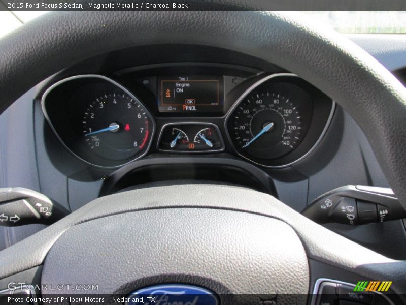 Magnetic Metallic / Charcoal Black 2015 Ford Focus S Sedan