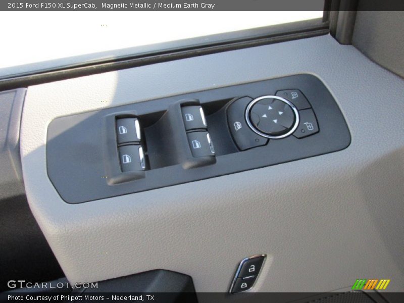 Magnetic Metallic / Medium Earth Gray 2015 Ford F150 XL SuperCab