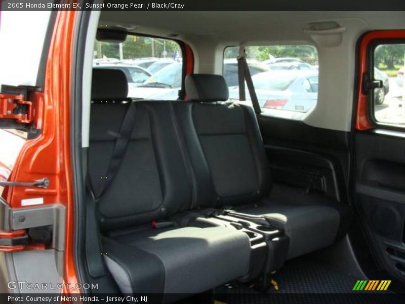 Sunset Orange Pearl / Black/Gray 2005 Honda Element EX