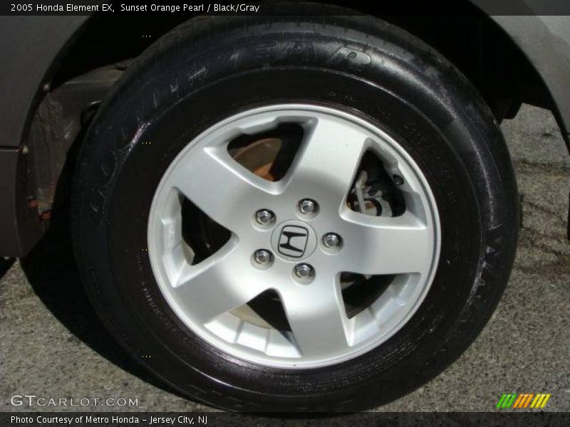 Sunset Orange Pearl / Black/Gray 2005 Honda Element EX