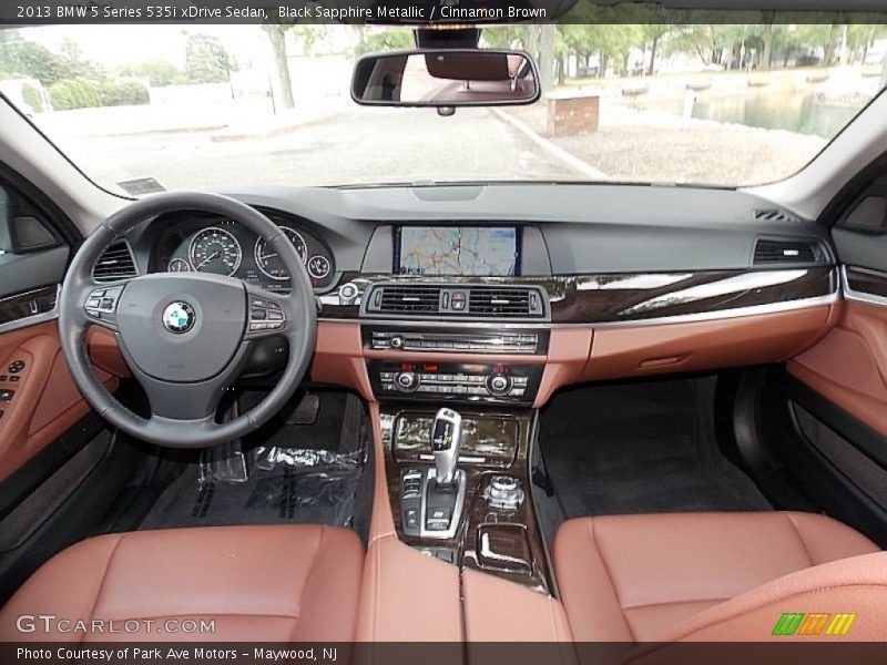 Dashboard of 2013 5 Series 535i xDrive Sedan