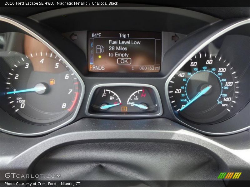 Magnetic Metallic / Charcoal Black 2016 Ford Escape SE 4WD
