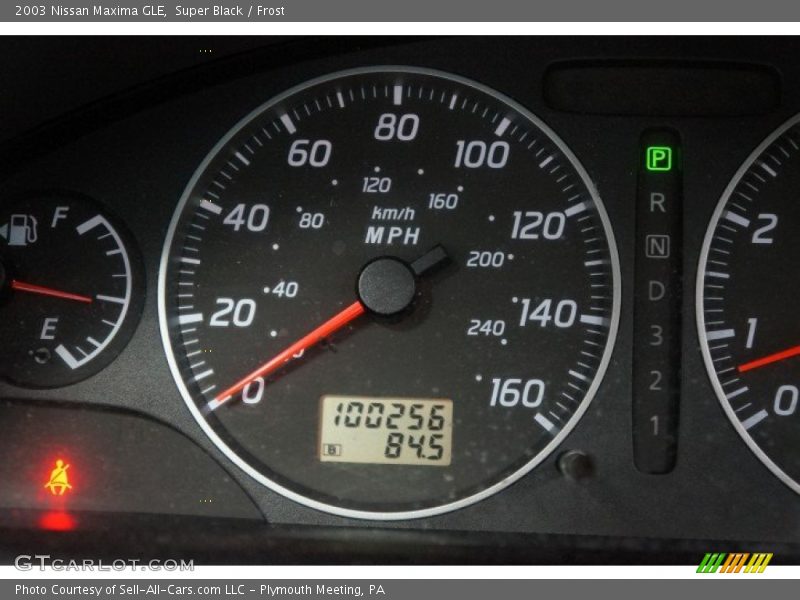Super Black / Frost 2003 Nissan Maxima GLE