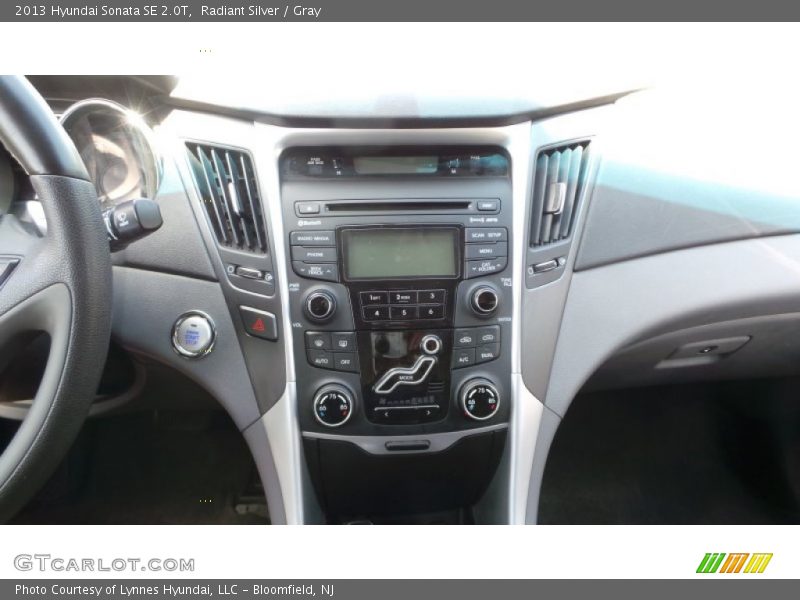 Radiant Silver / Gray 2013 Hyundai Sonata SE 2.0T