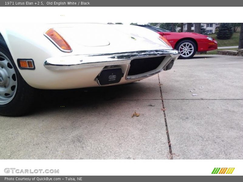 Old English White / Black 1971 Lotus Elan +2 S