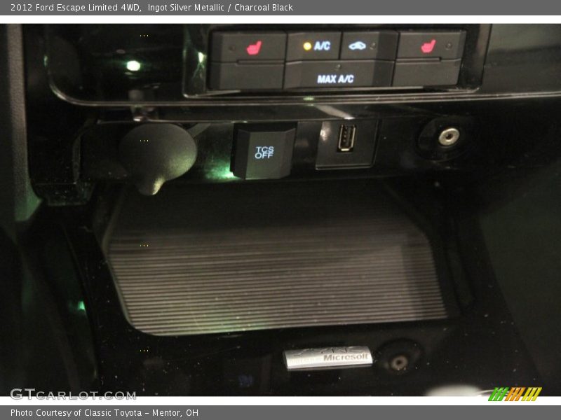 Ingot Silver Metallic / Charcoal Black 2012 Ford Escape Limited 4WD
