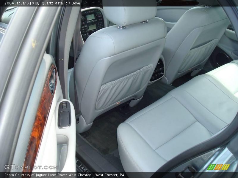Quartz Metallic / Dove 2004 Jaguar XJ XJ8