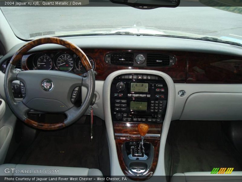 Quartz Metallic / Dove 2004 Jaguar XJ XJ8