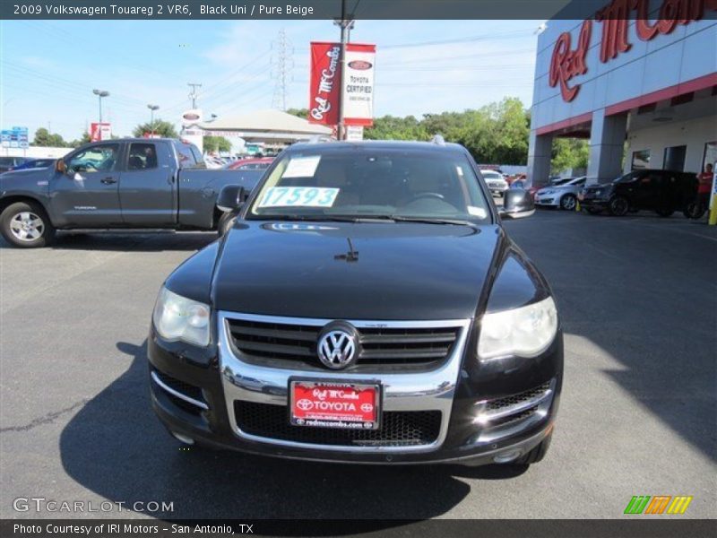Black Uni / Pure Beige 2009 Volkswagen Touareg 2 VR6