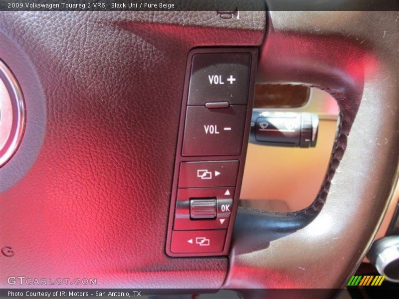 Black Uni / Pure Beige 2009 Volkswagen Touareg 2 VR6