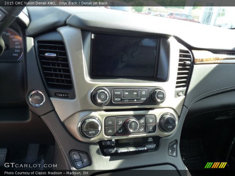 Onyx Black / Denali Jet Black 2015 GMC Yukon Denali 4WD