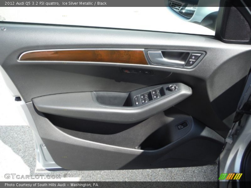 Door Panel of 2012 Q5 3.2 FSI quattro