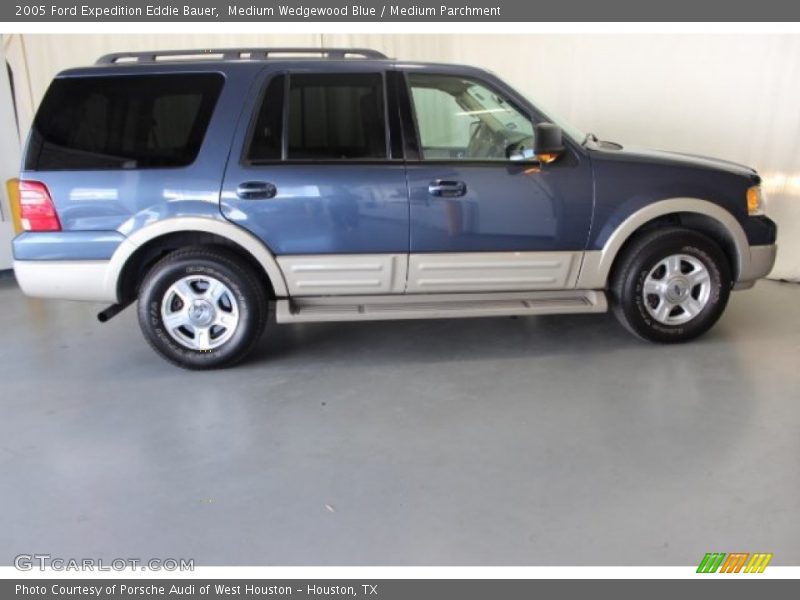 Medium Wedgewood Blue / Medium Parchment 2005 Ford Expedition Eddie Bauer
