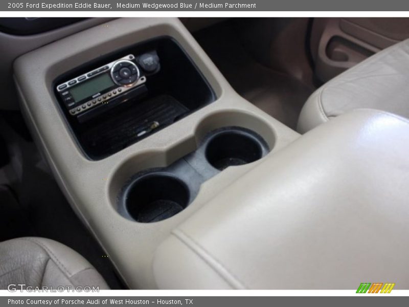 Medium Wedgewood Blue / Medium Parchment 2005 Ford Expedition Eddie Bauer
