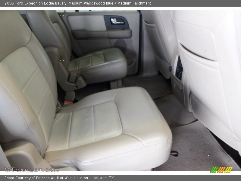 Medium Wedgewood Blue / Medium Parchment 2005 Ford Expedition Eddie Bauer