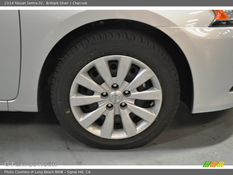 Brilliant Silver / Charcoal 2014 Nissan Sentra SV