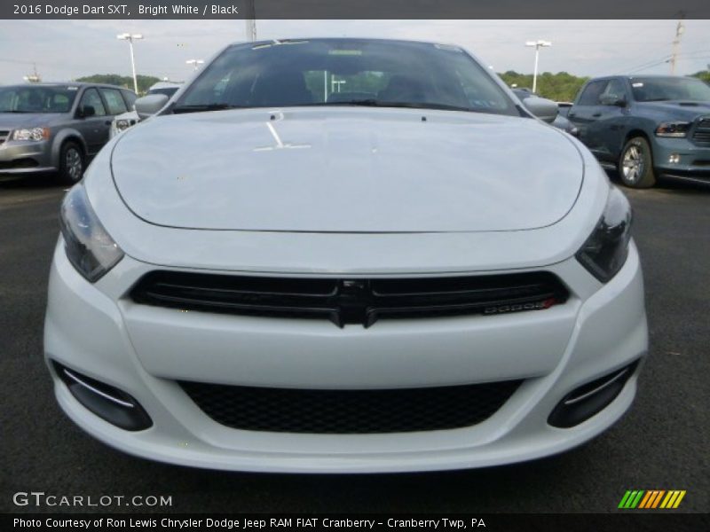 Bright White / Black 2016 Dodge Dart SXT