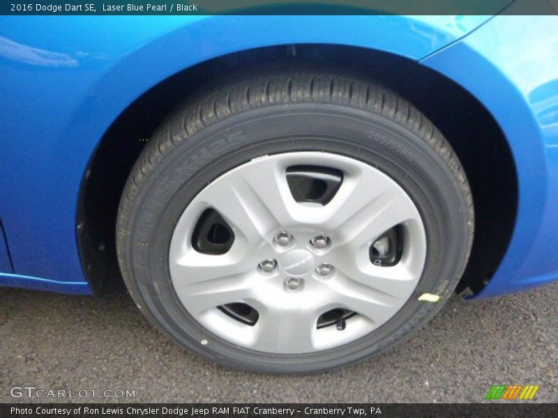 Laser Blue Pearl / Black 2016 Dodge Dart SE