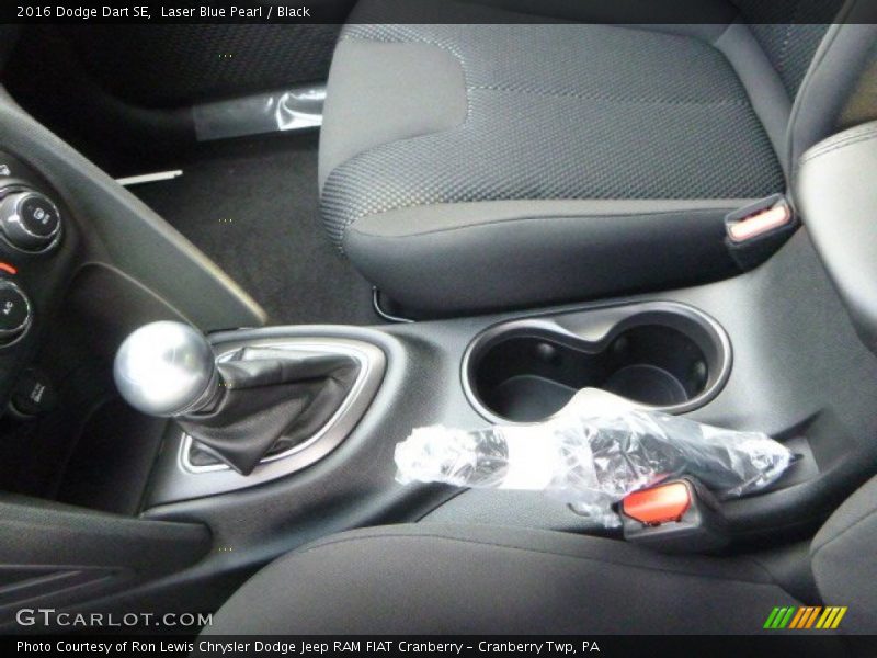 Laser Blue Pearl / Black 2016 Dodge Dart SE