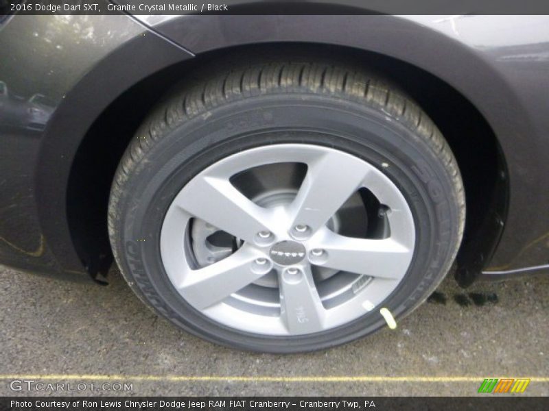Granite Crystal Metallic / Black 2016 Dodge Dart SXT