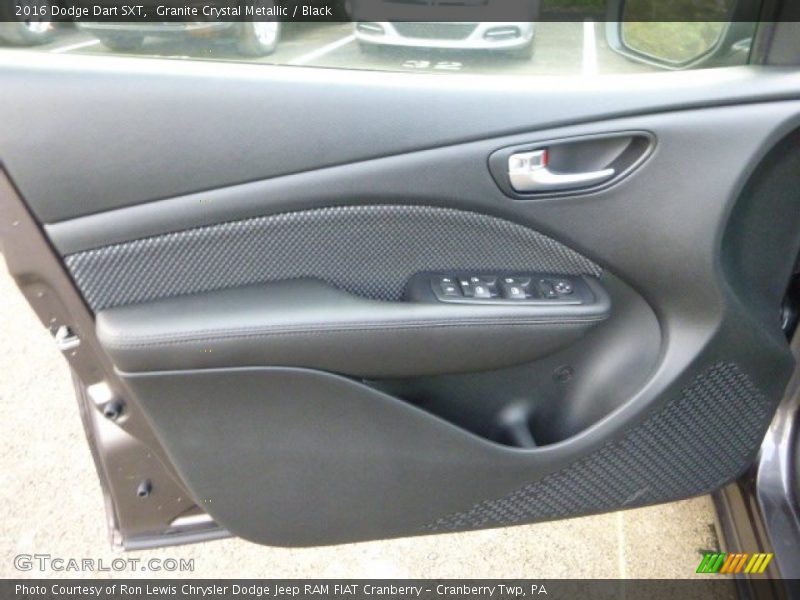 Granite Crystal Metallic / Black 2016 Dodge Dart SXT
