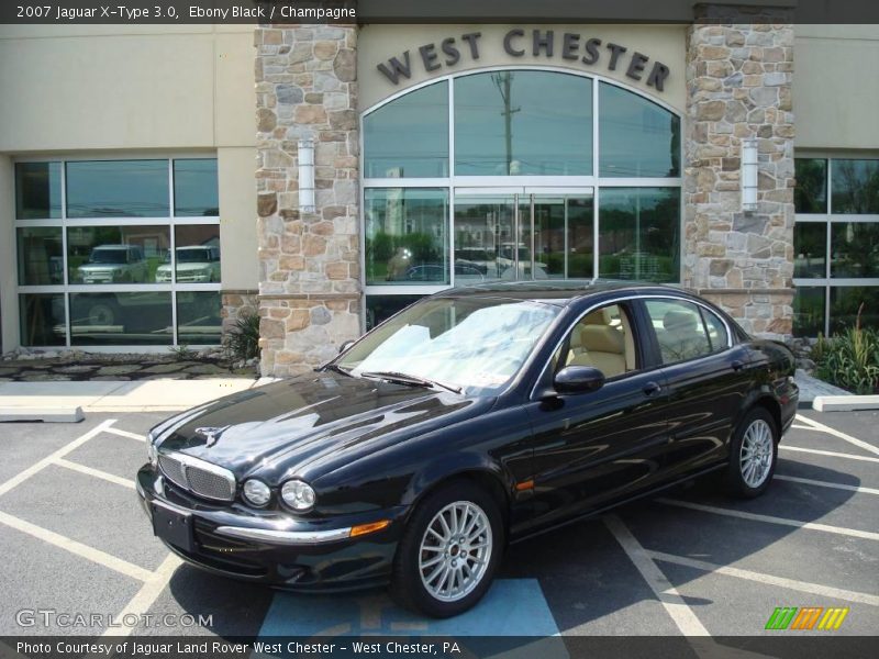 Ebony Black / Champagne 2007 Jaguar X-Type 3.0