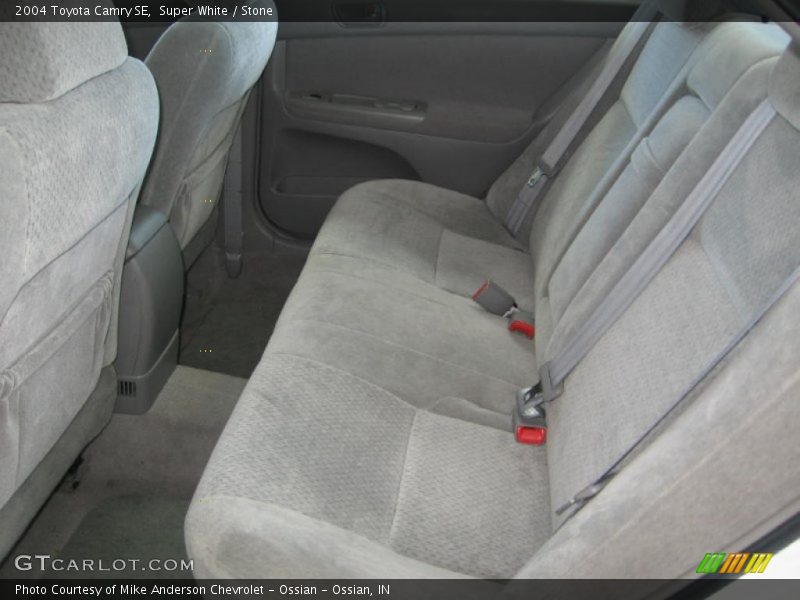 Super White / Stone 2004 Toyota Camry SE