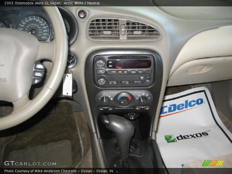 Arctic White / Neutral 2003 Oldsmobile Alero GL Sedan