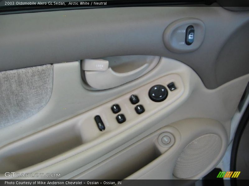 Arctic White / Neutral 2003 Oldsmobile Alero GL Sedan