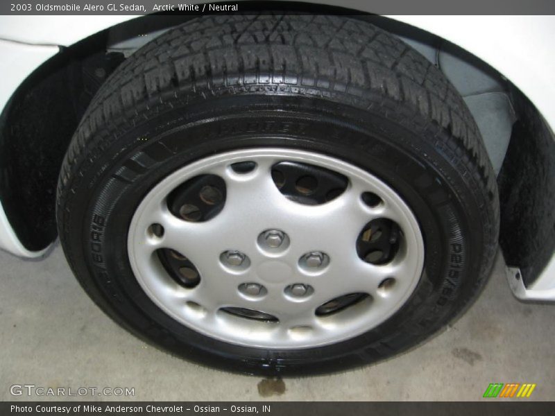 Arctic White / Neutral 2003 Oldsmobile Alero GL Sedan
