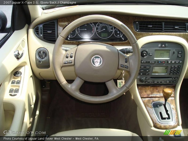 Ebony Black / Champagne 2007 Jaguar X-Type 3.0