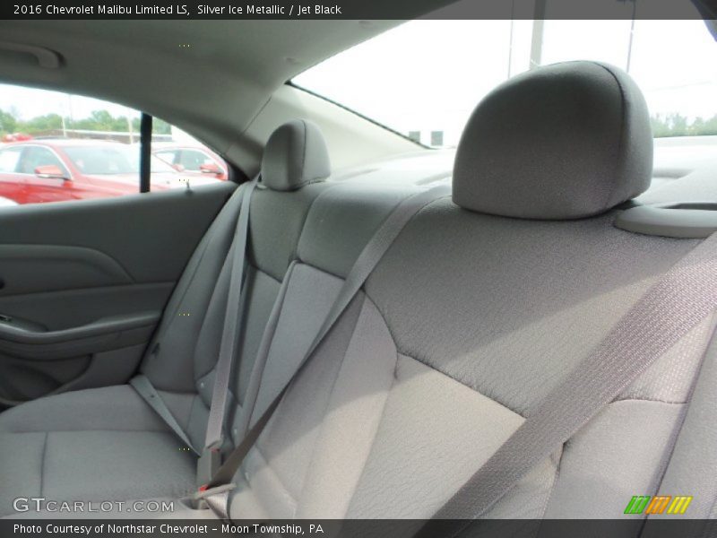 Silver Ice Metallic / Jet Black 2016 Chevrolet Malibu Limited LS