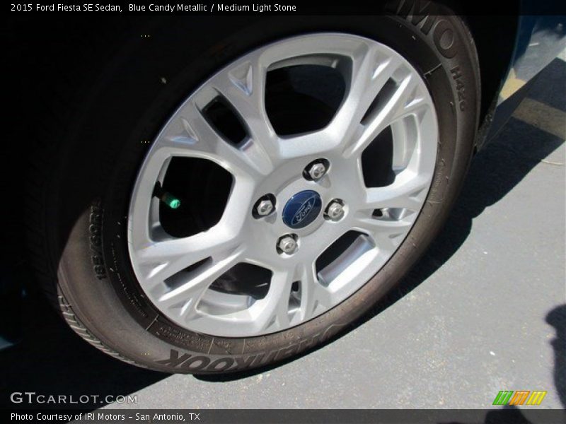 Blue Candy Metallic / Medium Light Stone 2015 Ford Fiesta SE Sedan