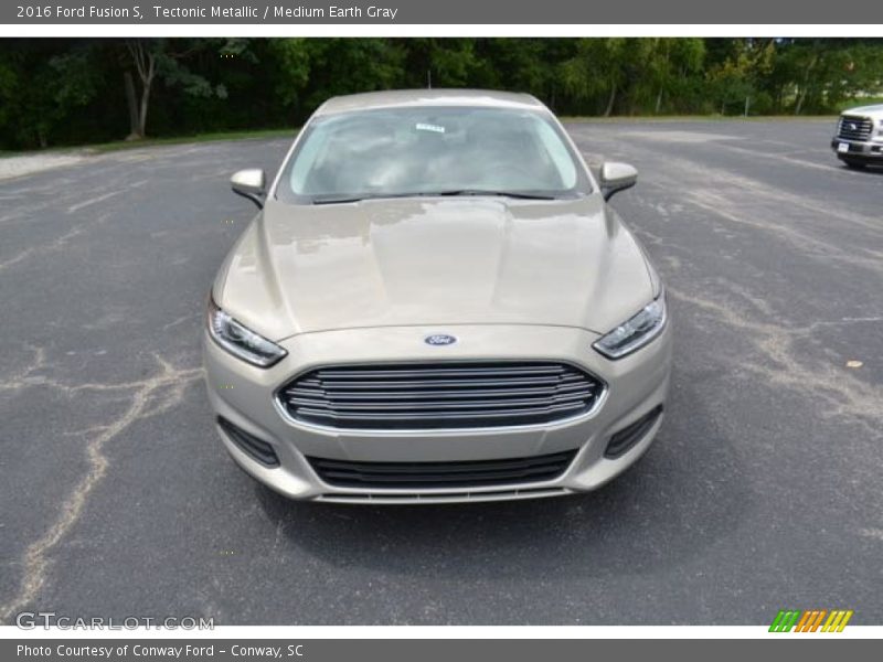 Tectonic Metallic / Medium Earth Gray 2016 Ford Fusion S