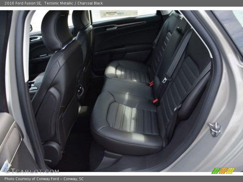 Tectonic Metallic / Charcoal Black 2016 Ford Fusion SE