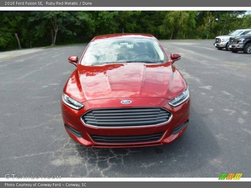 Ruby Red Metallic / Dune 2016 Ford Fusion SE