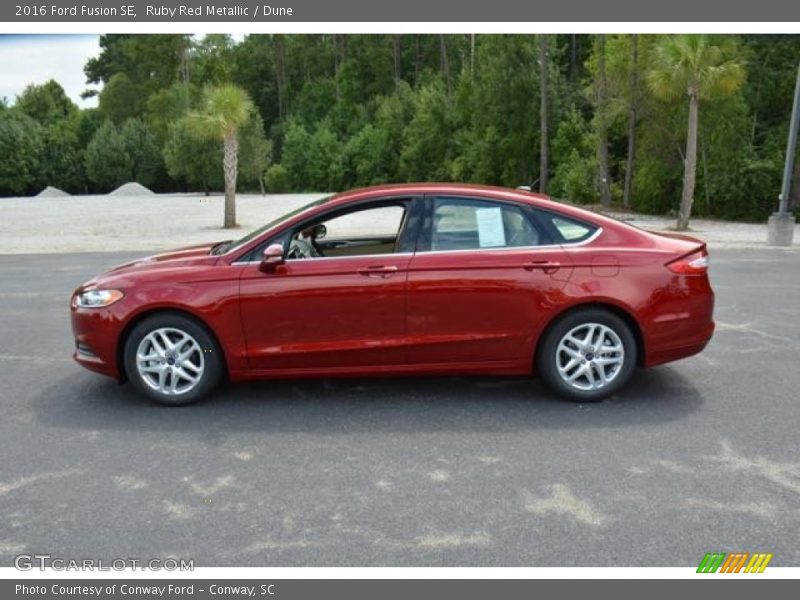 Ruby Red Metallic / Dune 2016 Ford Fusion SE