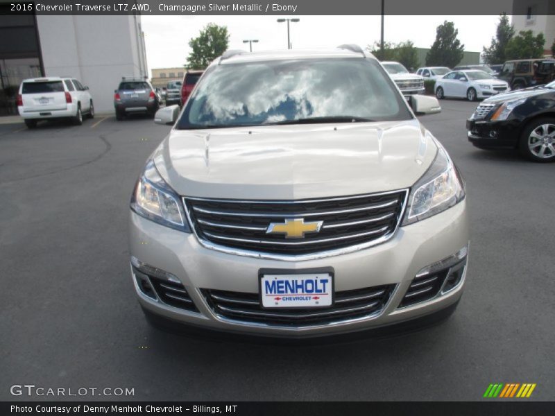 Champagne Silver Metallic / Ebony 2016 Chevrolet Traverse LTZ AWD