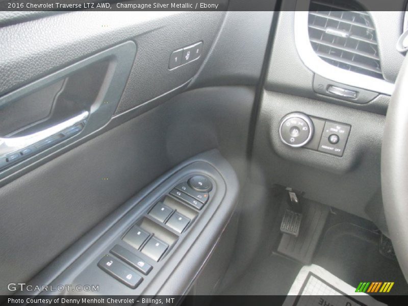 Champagne Silver Metallic / Ebony 2016 Chevrolet Traverse LTZ AWD