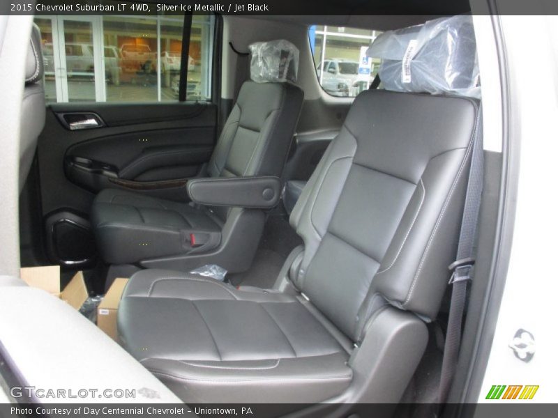 Silver Ice Metallic / Jet Black 2015 Chevrolet Suburban LT 4WD