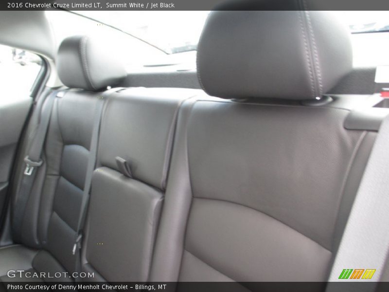 Summit White / Jet Black 2016 Chevrolet Cruze Limited LT