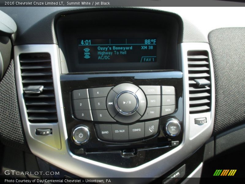 Summit White / Jet Black 2016 Chevrolet Cruze Limited LT