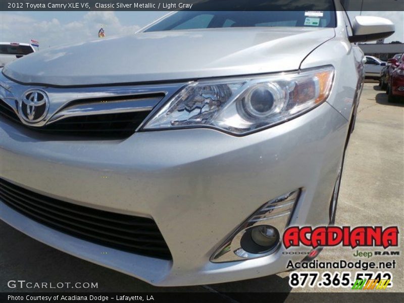 Classic Silver Metallic / Light Gray 2012 Toyota Camry XLE V6
