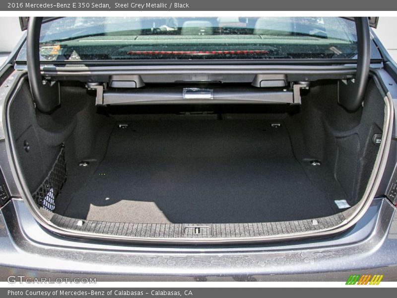  2016 E 350 Sedan Trunk
